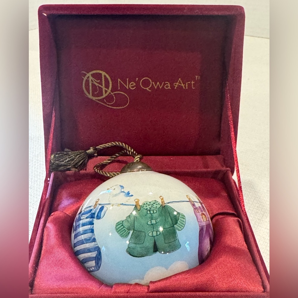 Ne'Qwa Art Booties, Bibs & Britches Ornament Reverse Painted Gillian Roberts